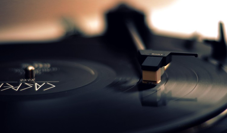 record-player-closeup